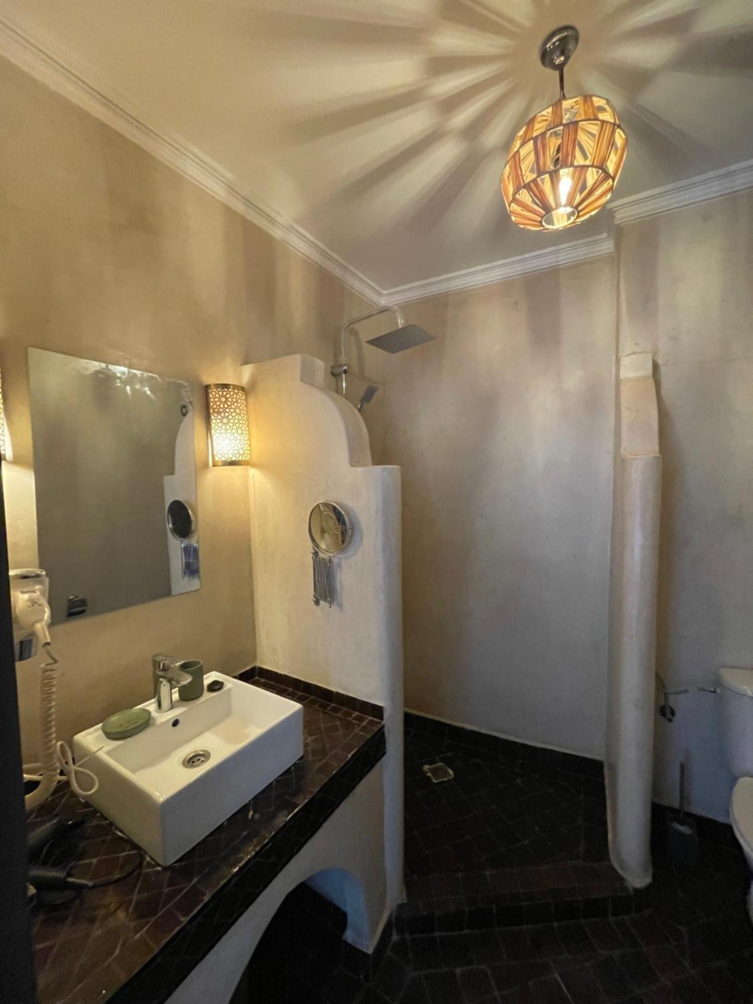 Riad Awatif Le 36 Marrakesh Luaran gambar