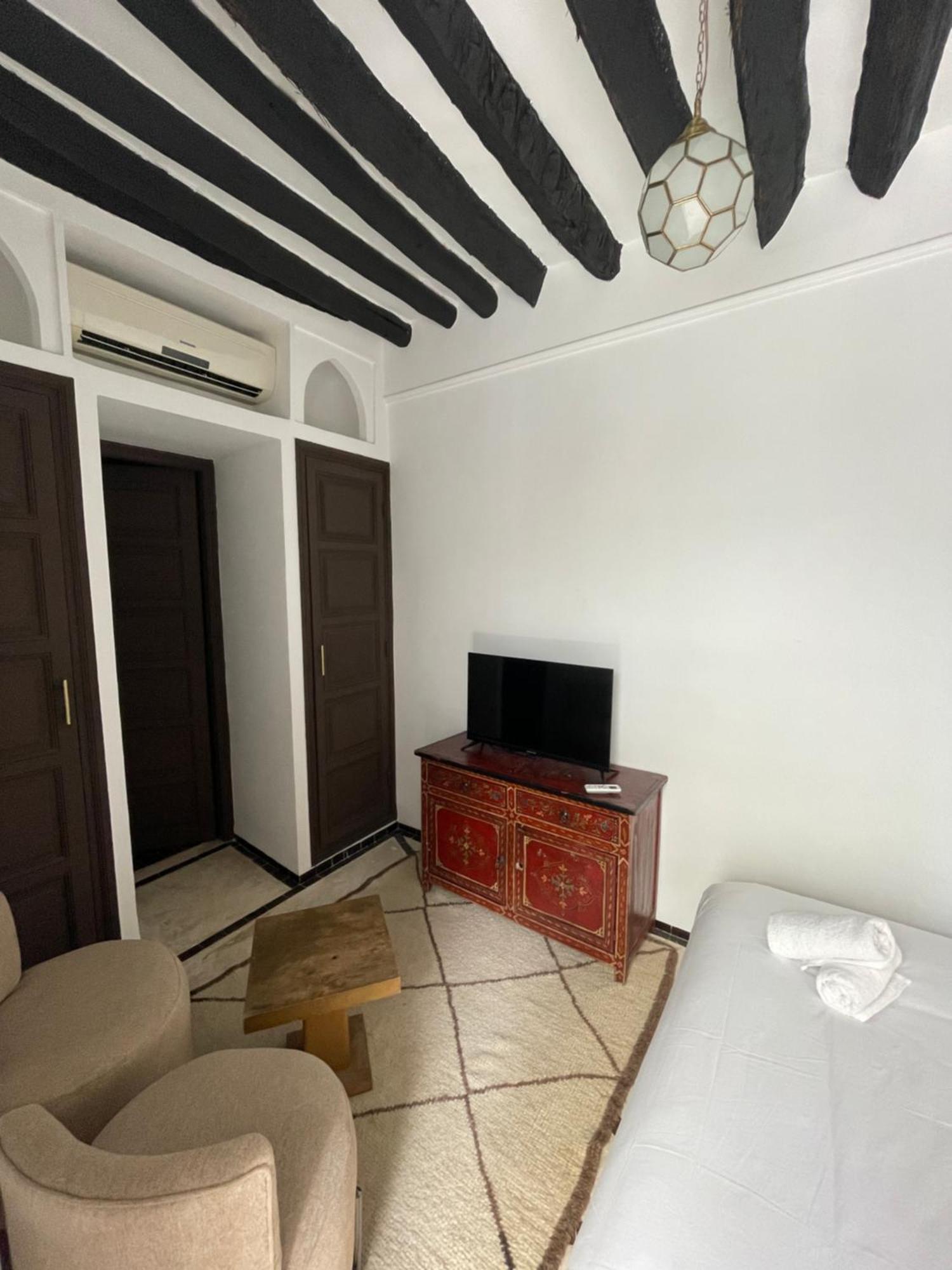 Riad Awatif Le 36 Marrakesh Luaran gambar